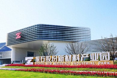 ��ʯ�ɷ��캽�����Դ���ϲ��ϸ��£�������˫̼��Ŀ����